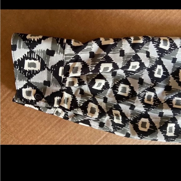 Notations Buttoned Long Sleeves Blouse Size XL - Picture 3 of 7